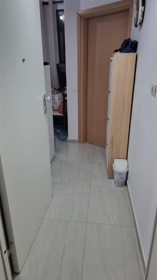 Garsoniere e adoptuar ne 1+1 te vogel.