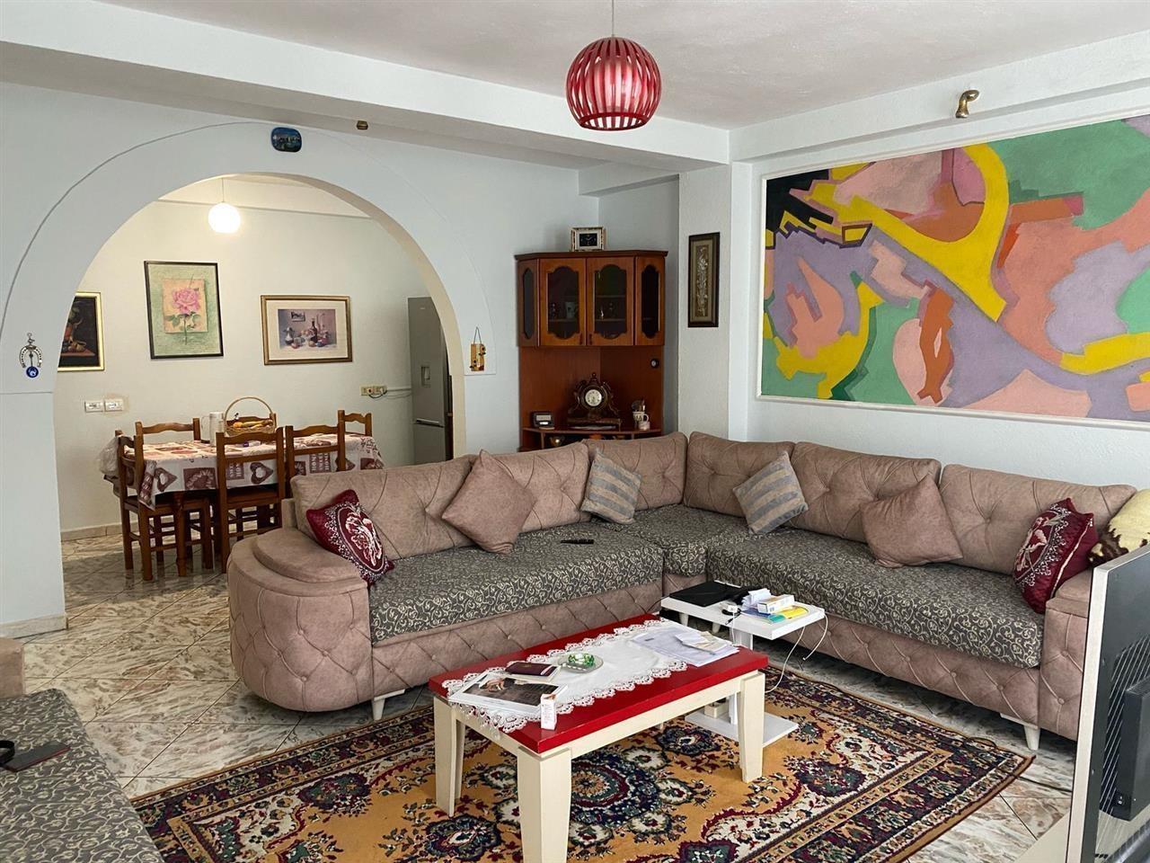 Jepet me qira Apartament 2+1 ne rrugen Asim Vokshi Tirane