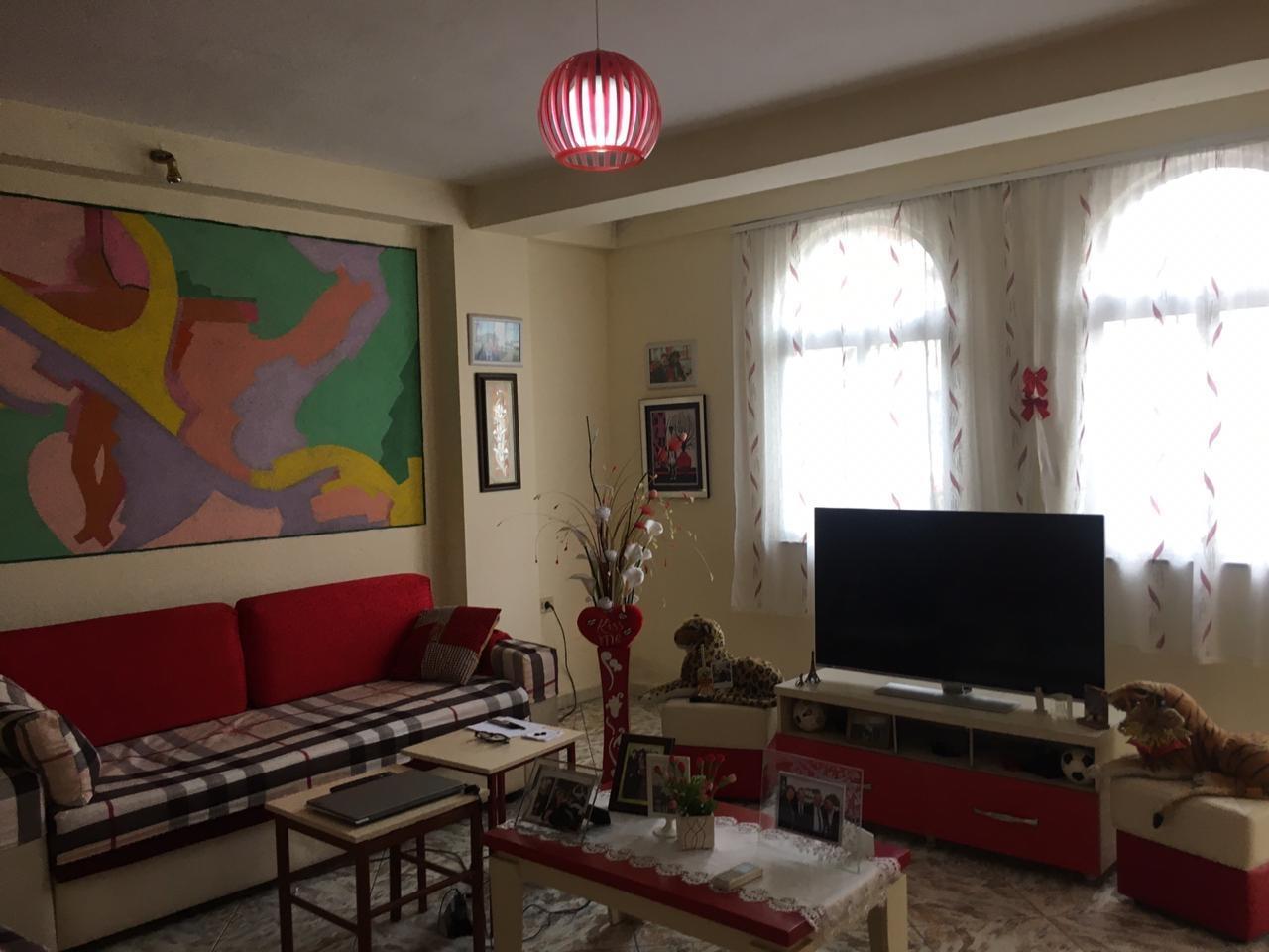 Jepet me qira Apartament 2+1 ne rrugen Asim Vokshi Tirane