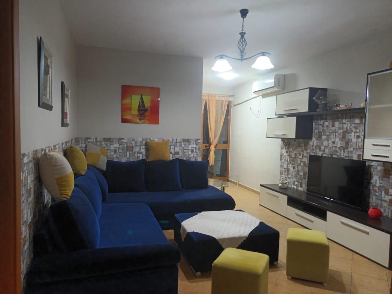 APARTAMENT 2+1 ME QERA NE YZBERISHT