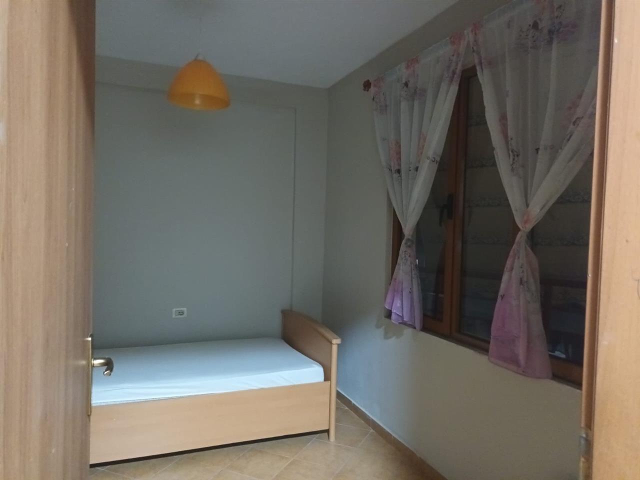 APARTAMENT 2+1 ME QERA NE YZBERISHT