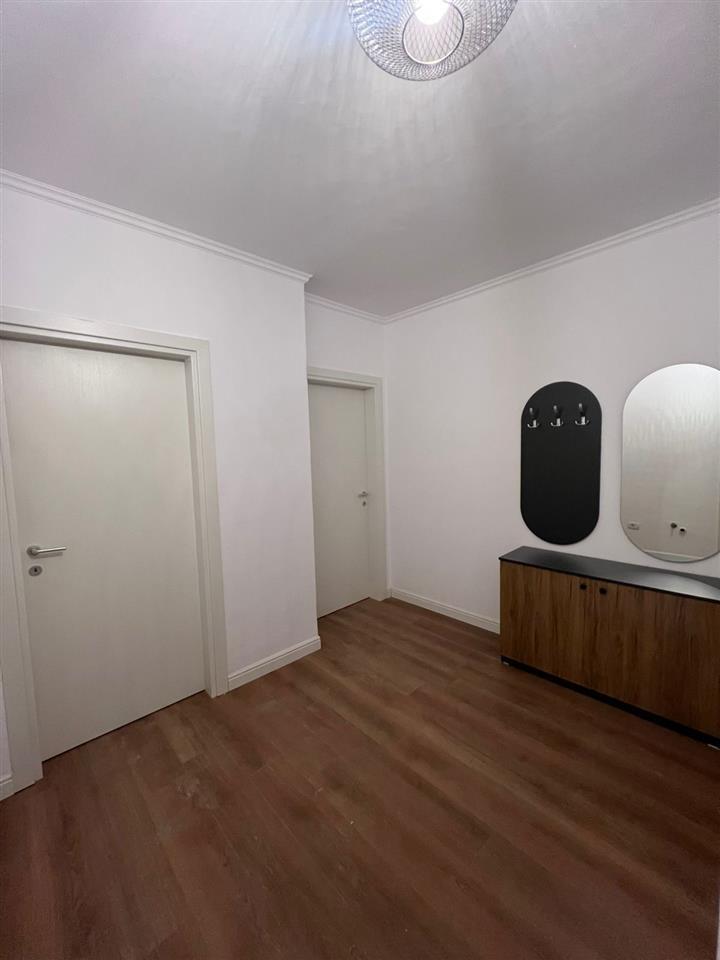 Shitet Apartament 1+1 te Shkembi kavajes