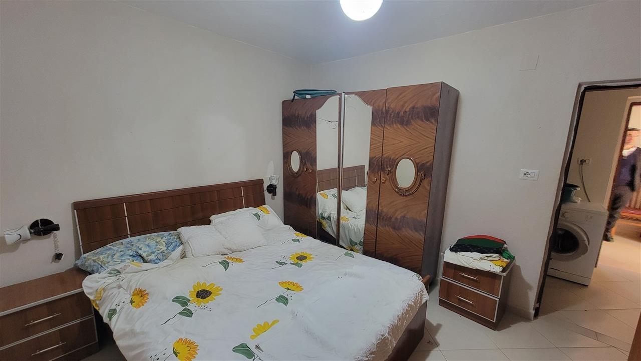 SHITET OSE JEPET ME QIRA 1+1 NE PLAZH