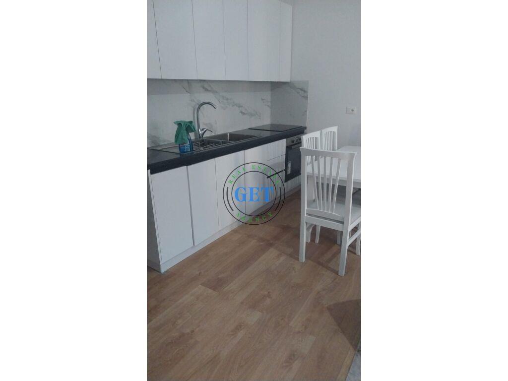 Jepet Apartament me Qera Tiran
