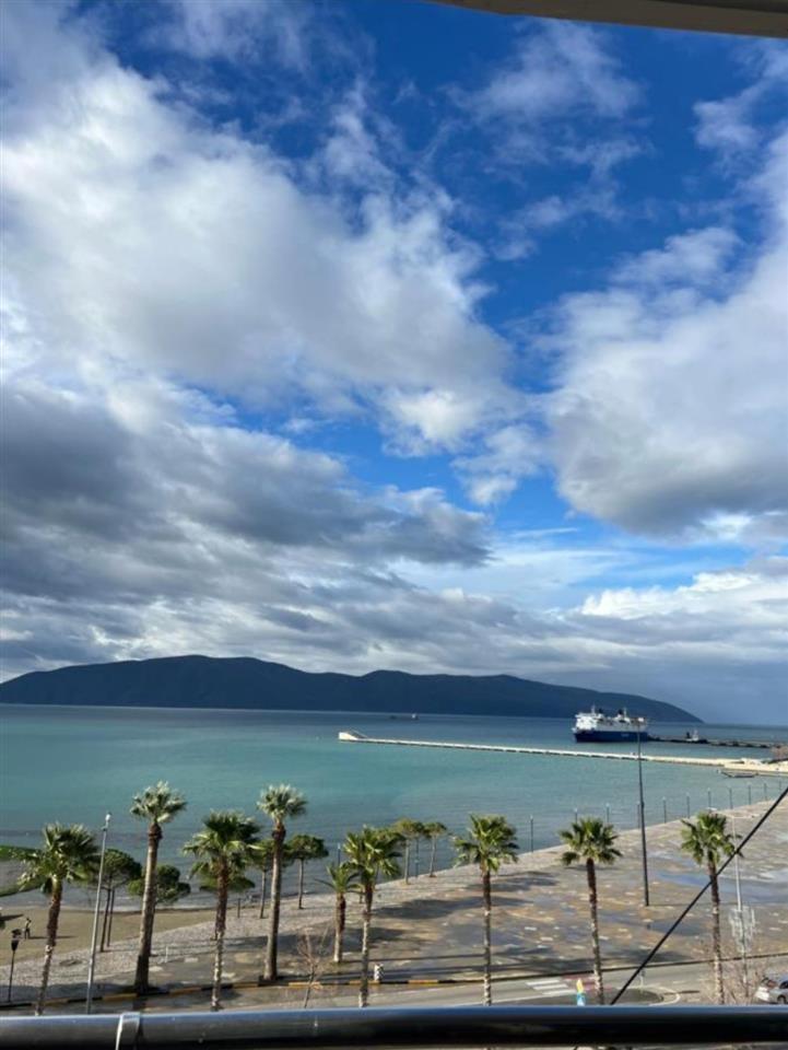 Apartment me qera ditore lungomare vlore