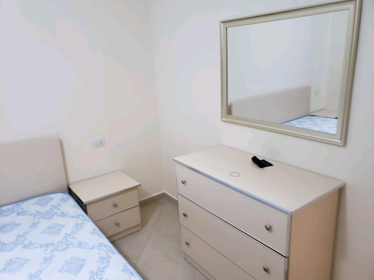 jepet me qera fat gjatë apartament 1+1