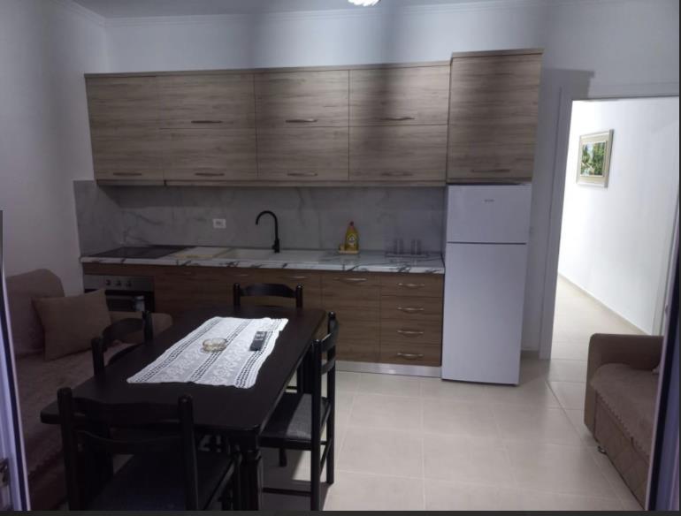 Apartament me qera