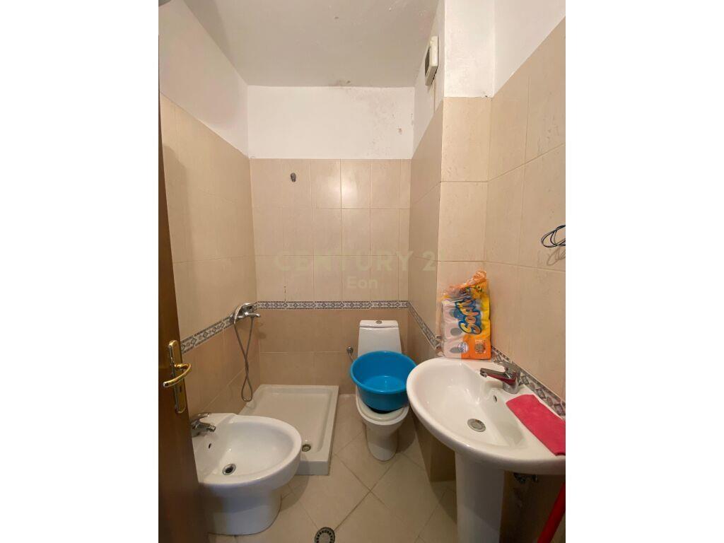 SHITET APARTAMENT 2+1+2 NE GOLEM TEK KOMPLEKSI FRESKIA!