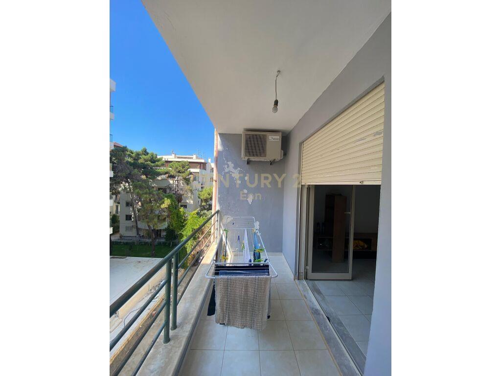 SHITET APARTAMENT 2+1+2 NE GOLEM TEK KOMPLEKSI FRESKIA!