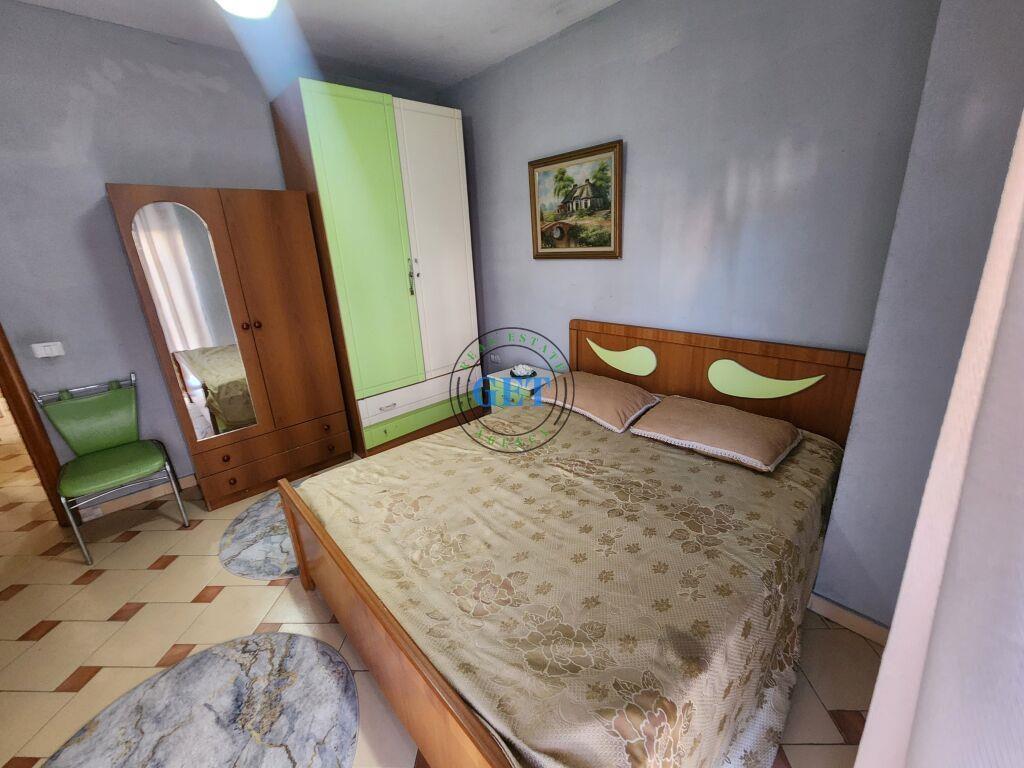 Qira, Apartament 1+1+2 ballkone,Plazh, Durres