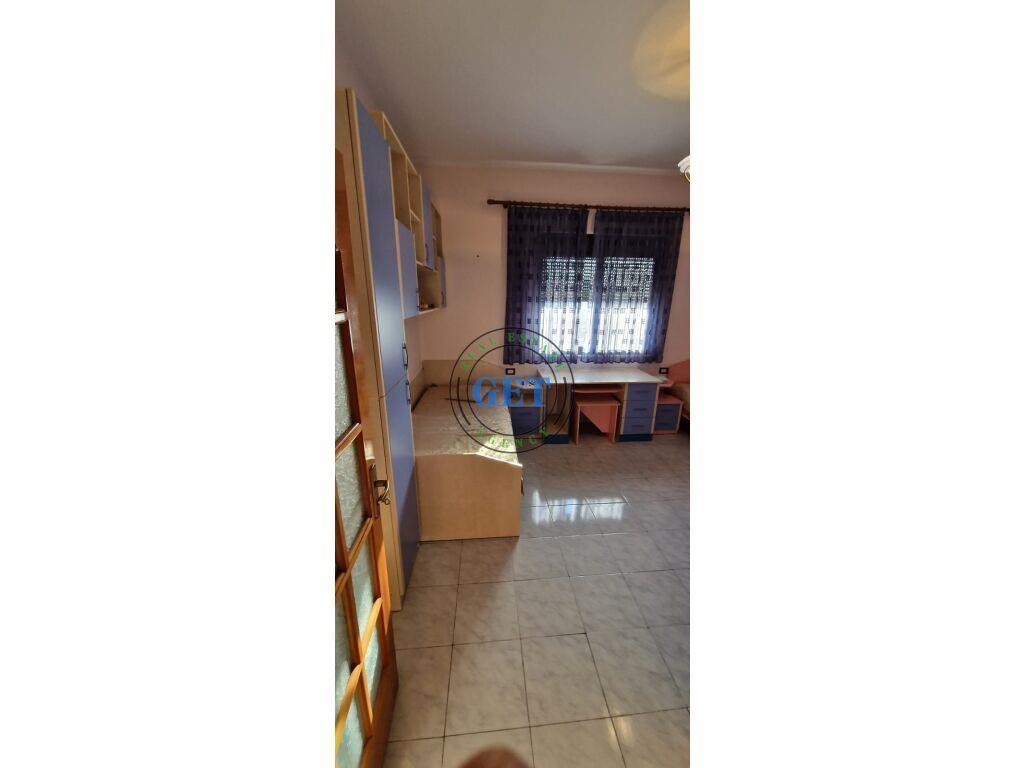 Qira, Kati i Dytë në Shtëpi Private, Çezma e Ferrës, Durrës