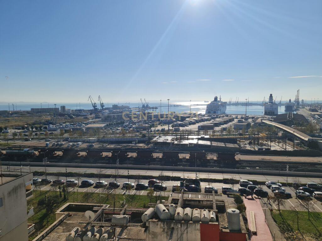 SHITET APARTAMENT 2+1+2 NE DURRES PAMJE DETI!