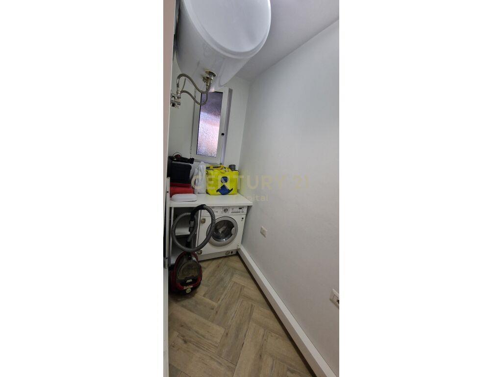 Apartment 1+1 me qira ne Xhamllik 500 €