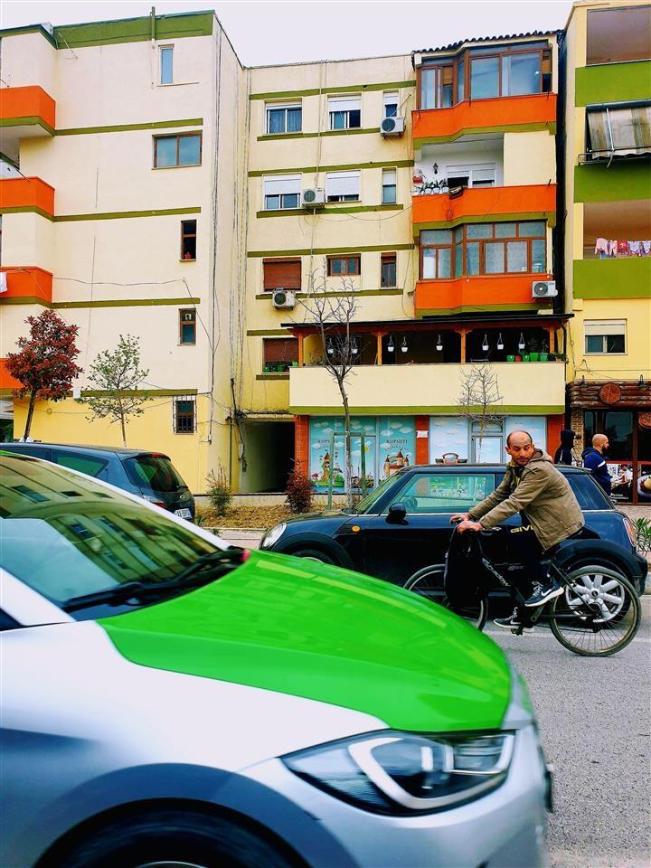 Shitet*Apartament ▪︎3+1+1▪︎kati 3-te▪︎”15 Tetori Fier”