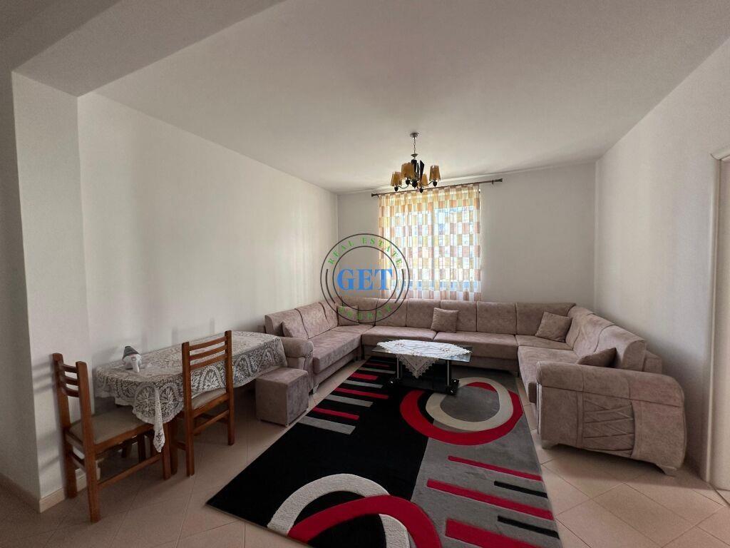 Disponojmë për shitje një super Apartament 3+1+2 Ballkone, p