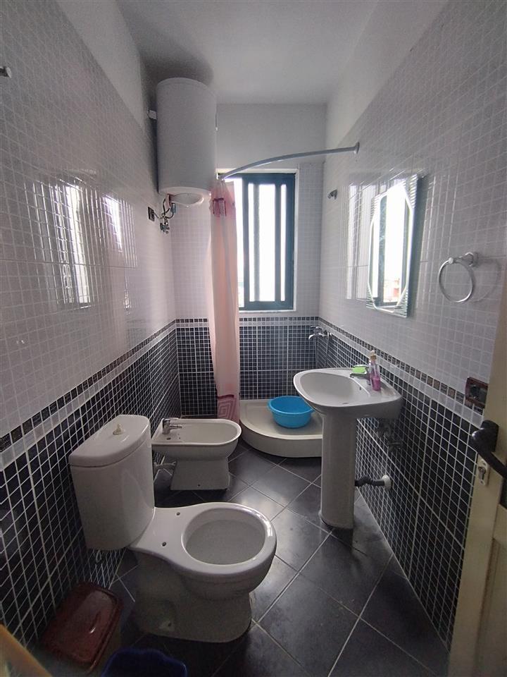 Shitet Apartament 2+1 pallat i ri lgj 1 maj pran best seller