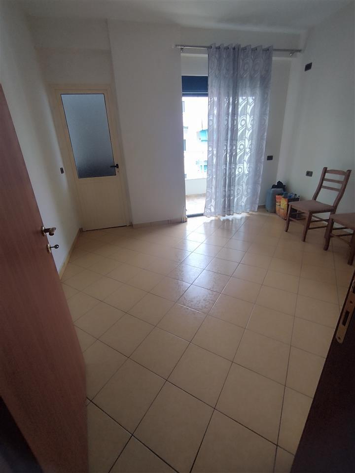 Shitet Apartament 2+1 pallat i ri lgj 1 maj pran best seller