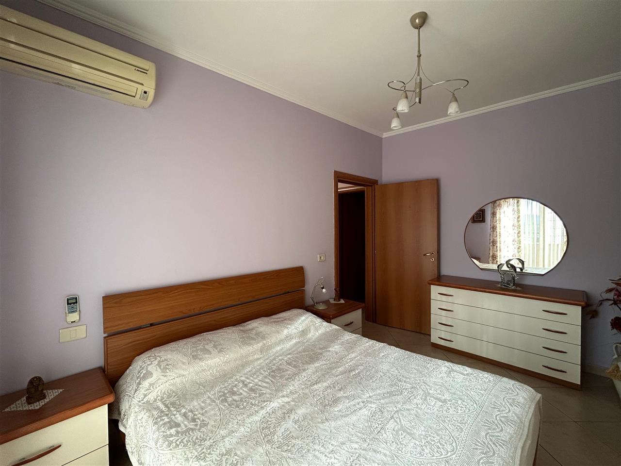 JEPET APARTAMENT 1+1 ME QERA AFER QENDRES.