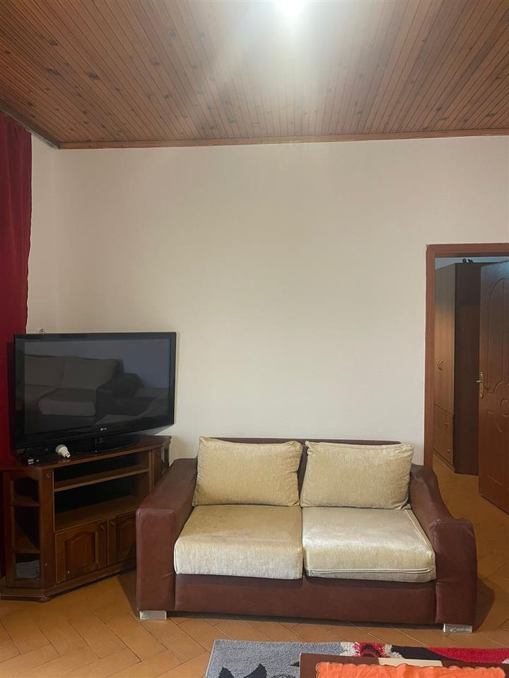 Jepet me qira apartament 1+1 ne qytet te Studentit