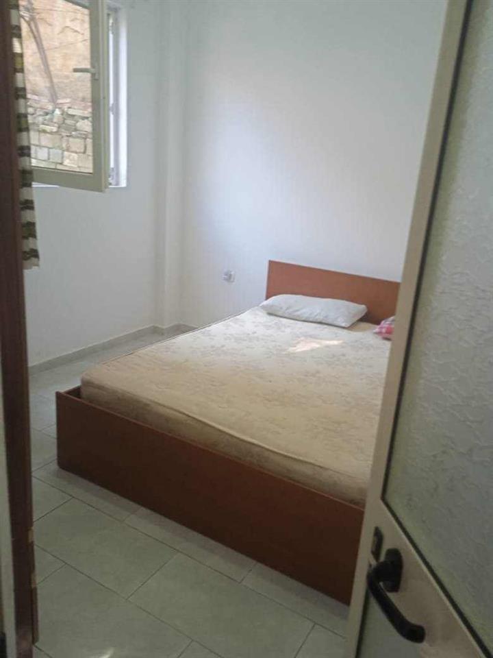 Jap apartament 1+1 i mobiluar tek Fresku