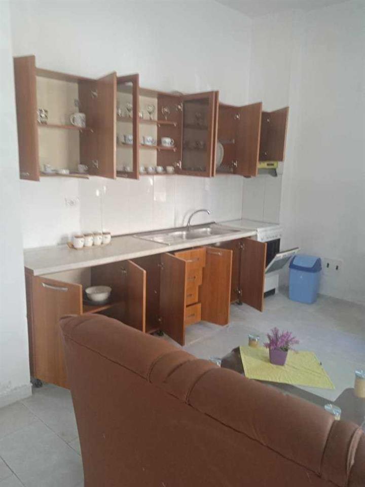 Jap apartament 1+1 i mobiluar tek Fresku