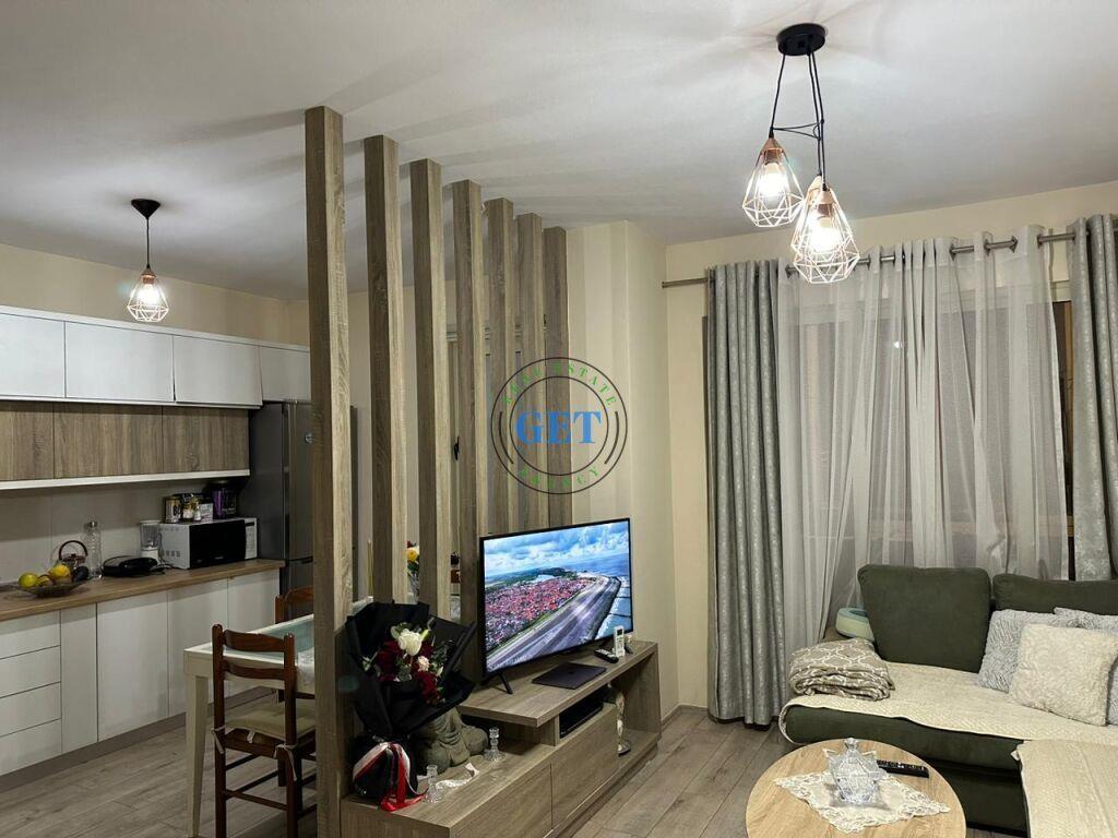 Jepet Apartament me Qera