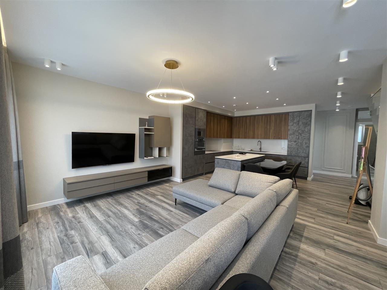 Vile qira Elysium Residence, teg