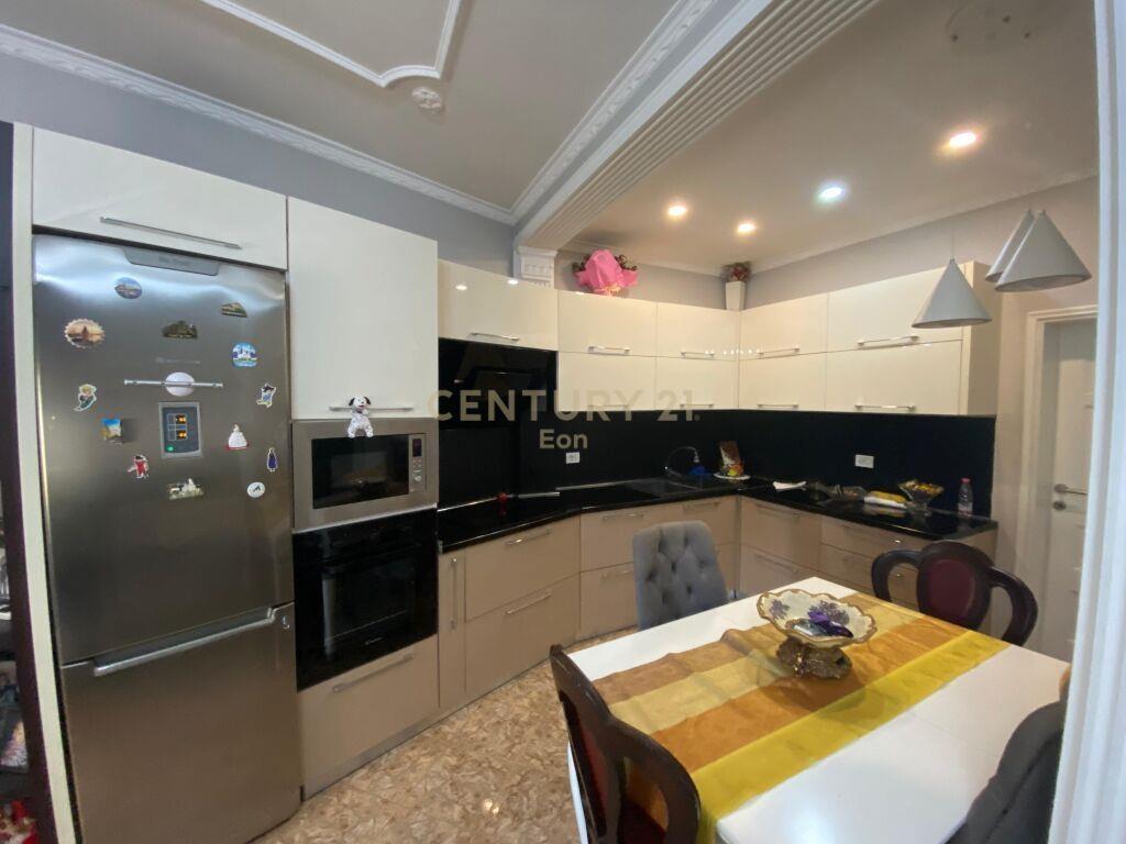 SHITET SUPER VILE NE DURRES !!!