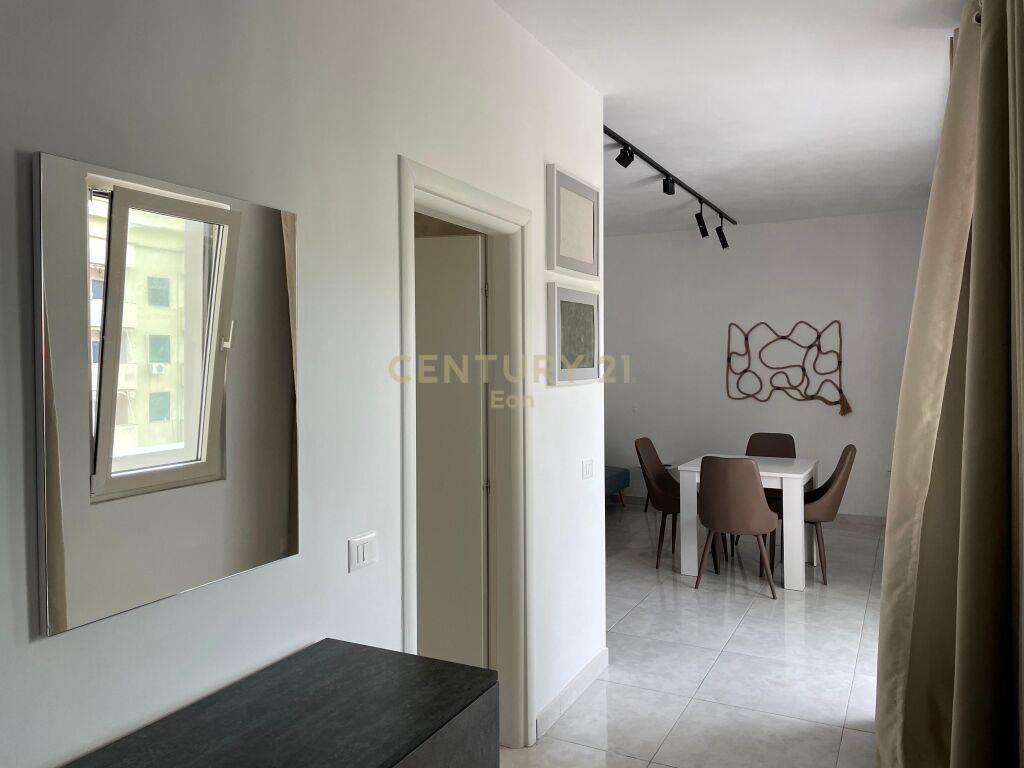 Apartament 1+1 në Plazh me Pamje nga Deti, Durres!