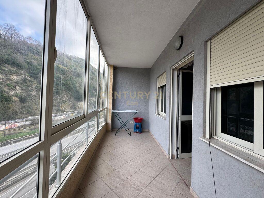 APARTAMENT 1+1 PRANE DETIT NE SHKEMBIN E KAVAJES!