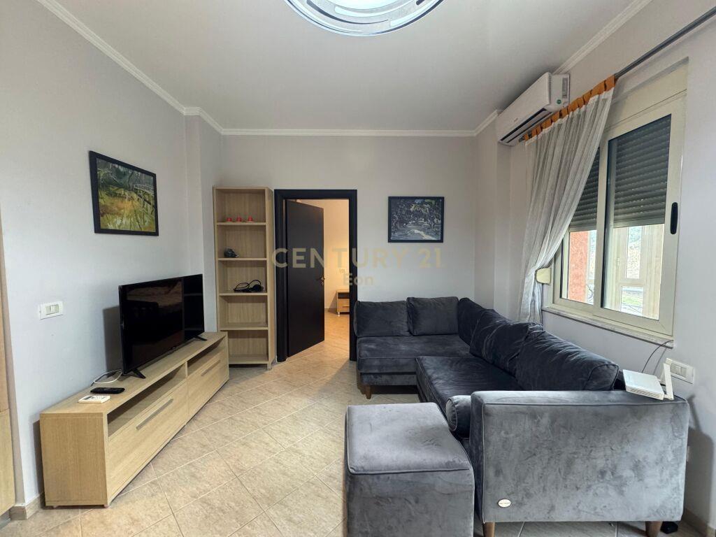 APARTAMENT 1+1 PRANE DETIT NE SHKEMBIN E KAVAJES!