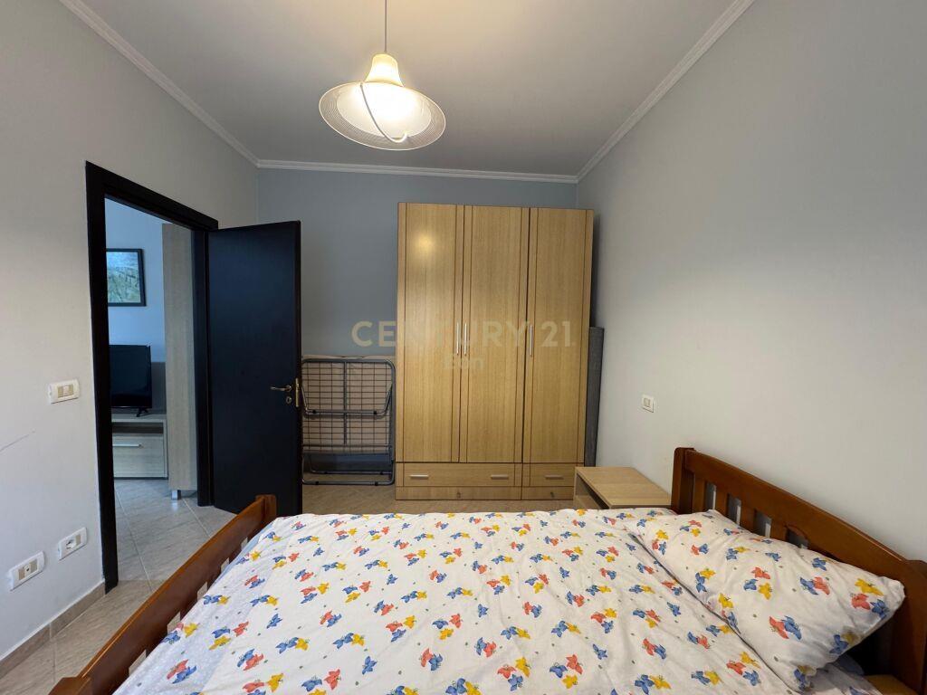 APARTAMENT 1+1 PRANE DETIT NE SHKEMBIN E KAVAJES!