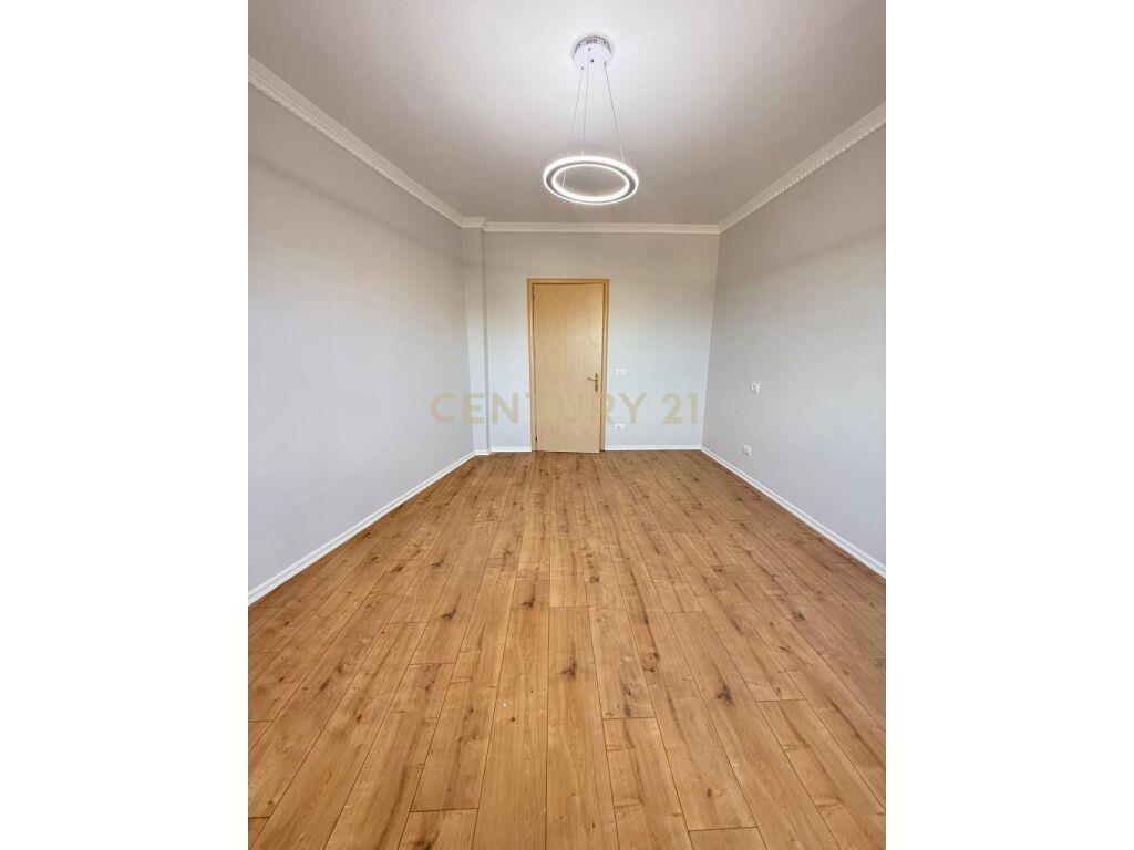 SHITET APARTAMENT 1+1 TE VILA E ZOGUT!