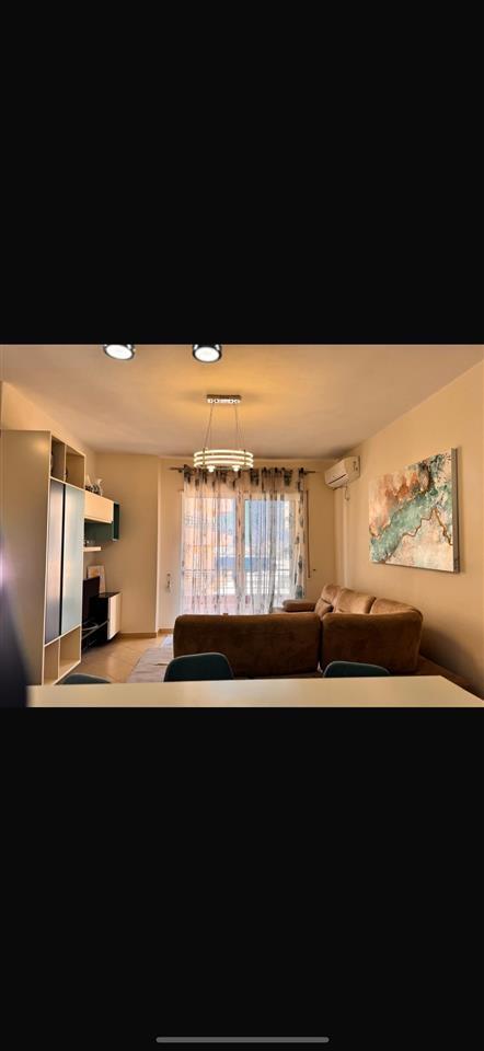 Apartament 2+1 me qera Sarande