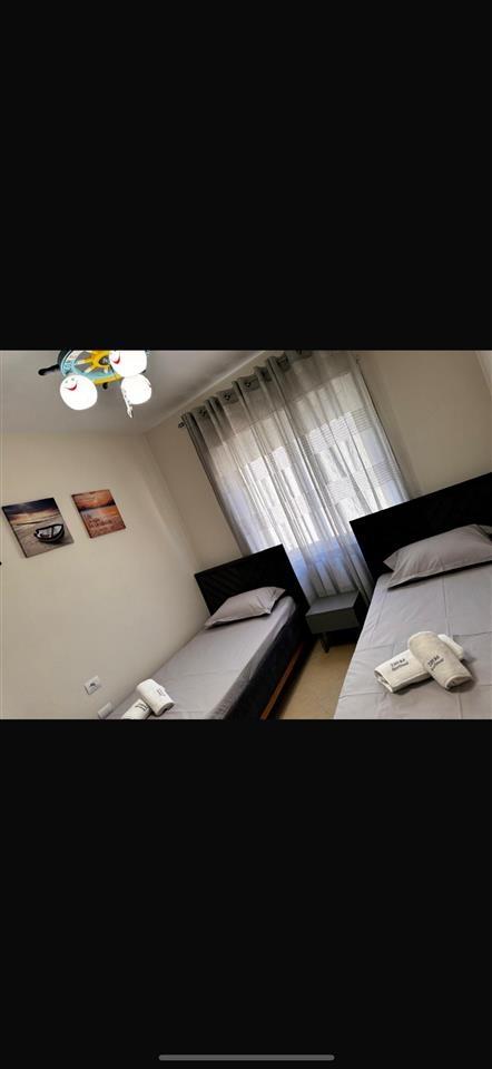 Apartament 2+1 me qera Sarande