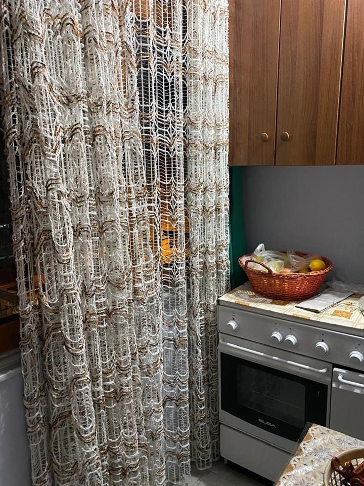 Jepet shtepi me qera 2+1+1 e mobiluar me te gjitha kushtet