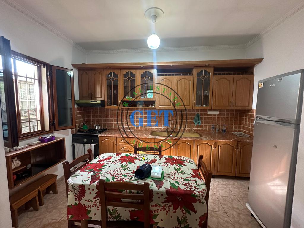 Shitet Shtepi Private 2 Kateshe + Papafingo