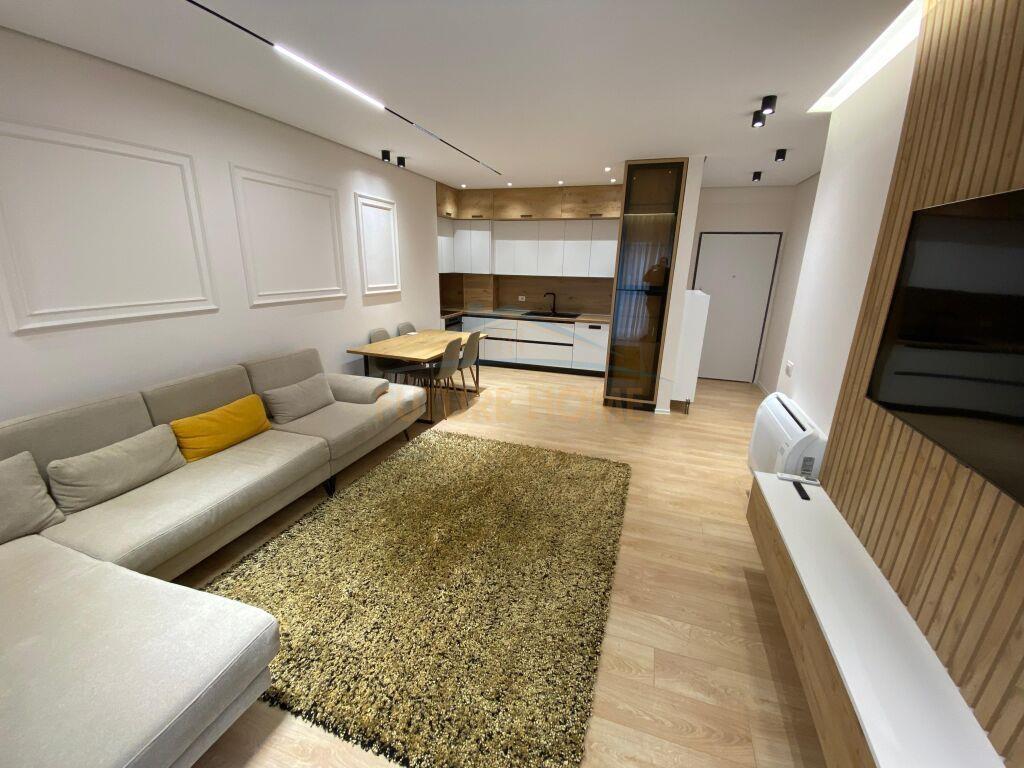 Qera,Apartament 2+1+2+Verande +Post Parkimi , Kompleksi FZ,