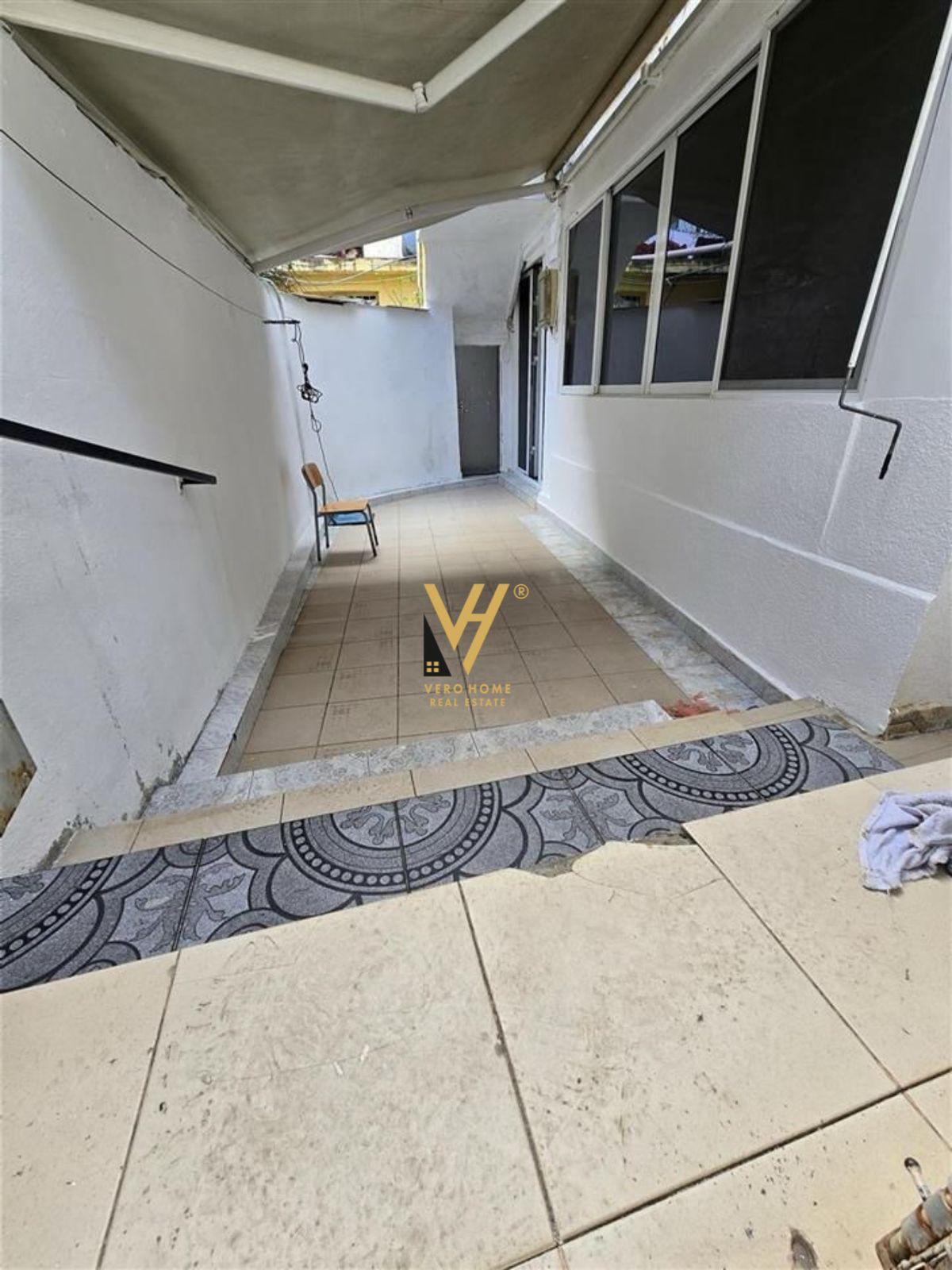 AMBIENT ME QERA TE SPITALI NENE TEREZA 600 EURO