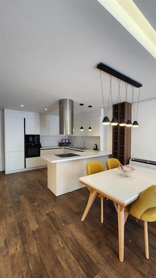 Qera, Apartament 3+1+2, Rruga e Elbasanit, Tirana – 2500€ |