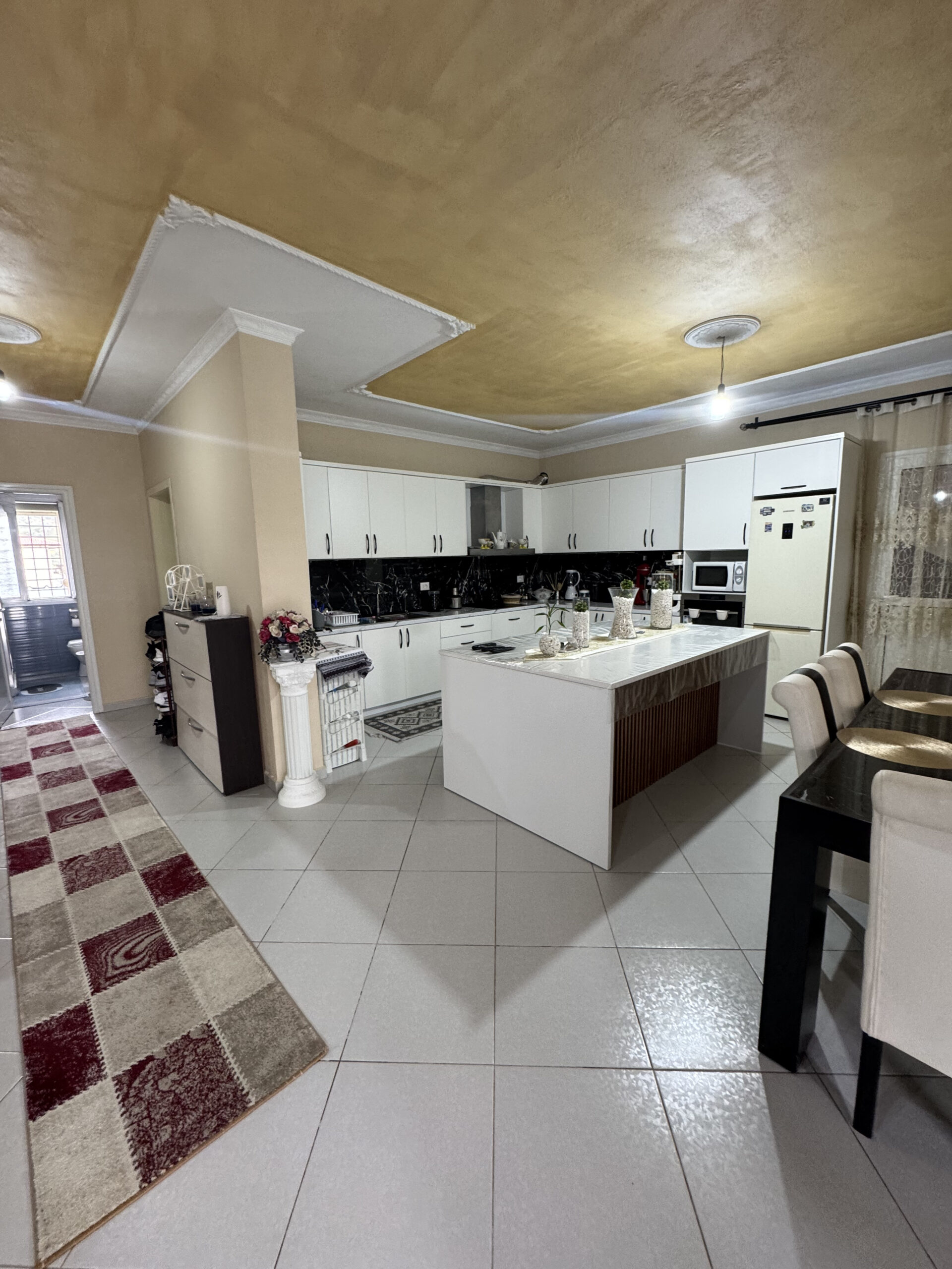 SHITET VILE ME TRUALL DHE TOKE