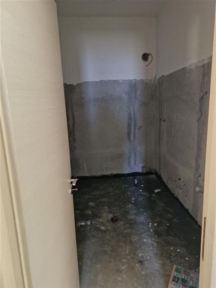 Shitet Apartamenti ke vila zogut.