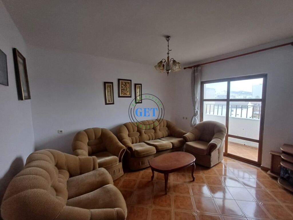 Shitet, Apartament 2+1 Qender, Kavaje