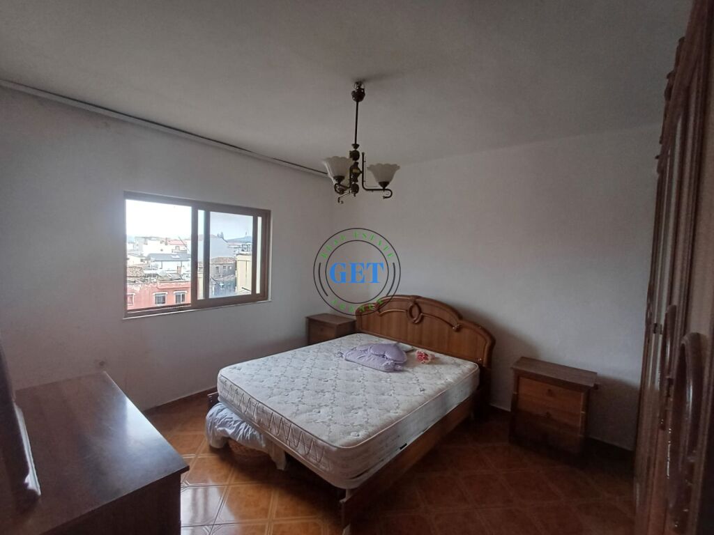 Shitet, Apartament 2+1 Qender, Kavaje