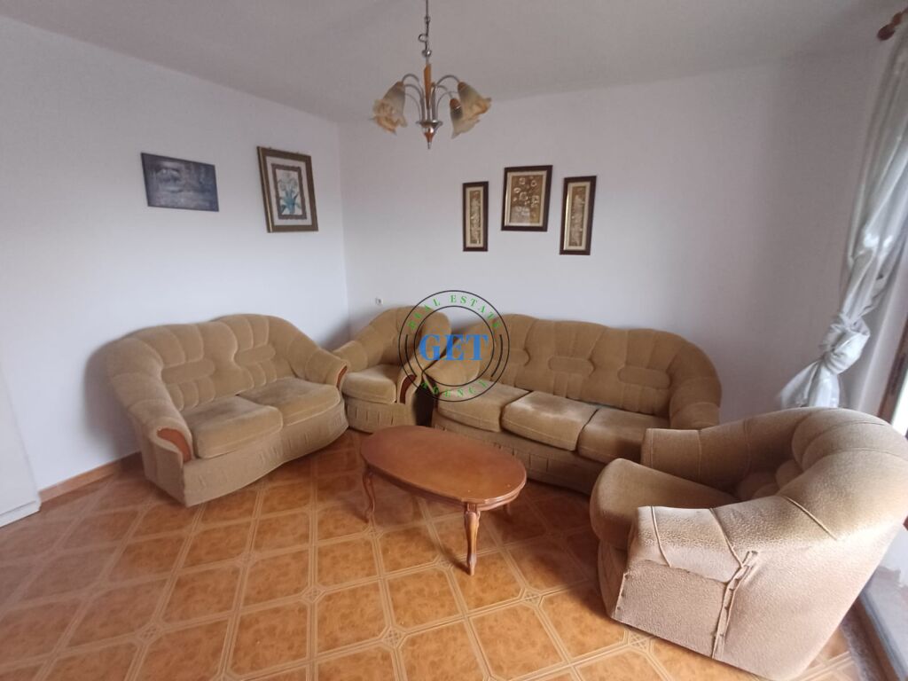 Shitet, Apartament 2+1 Qender, Kavaje