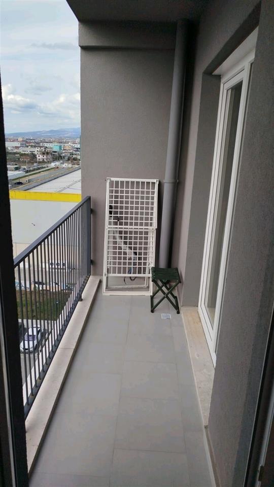 Univers City Apartament 1+1 me qera + post parkimi