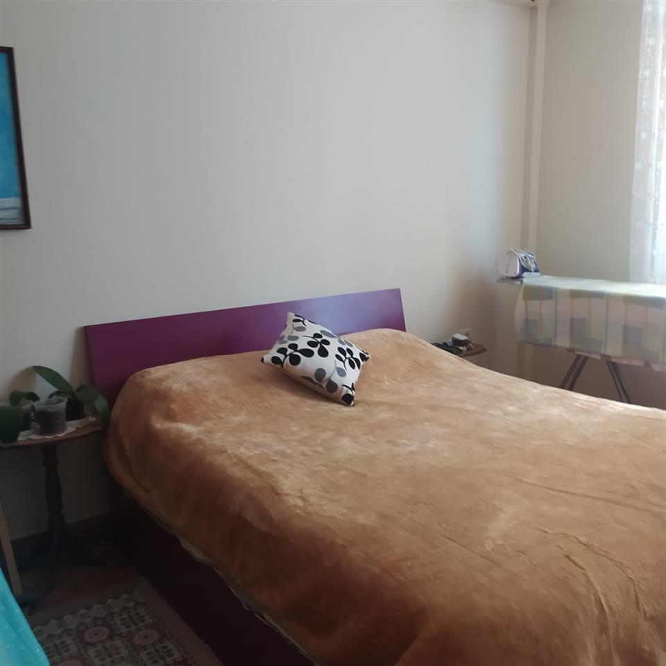 Shitet apartament 2+1 i mobiluar !