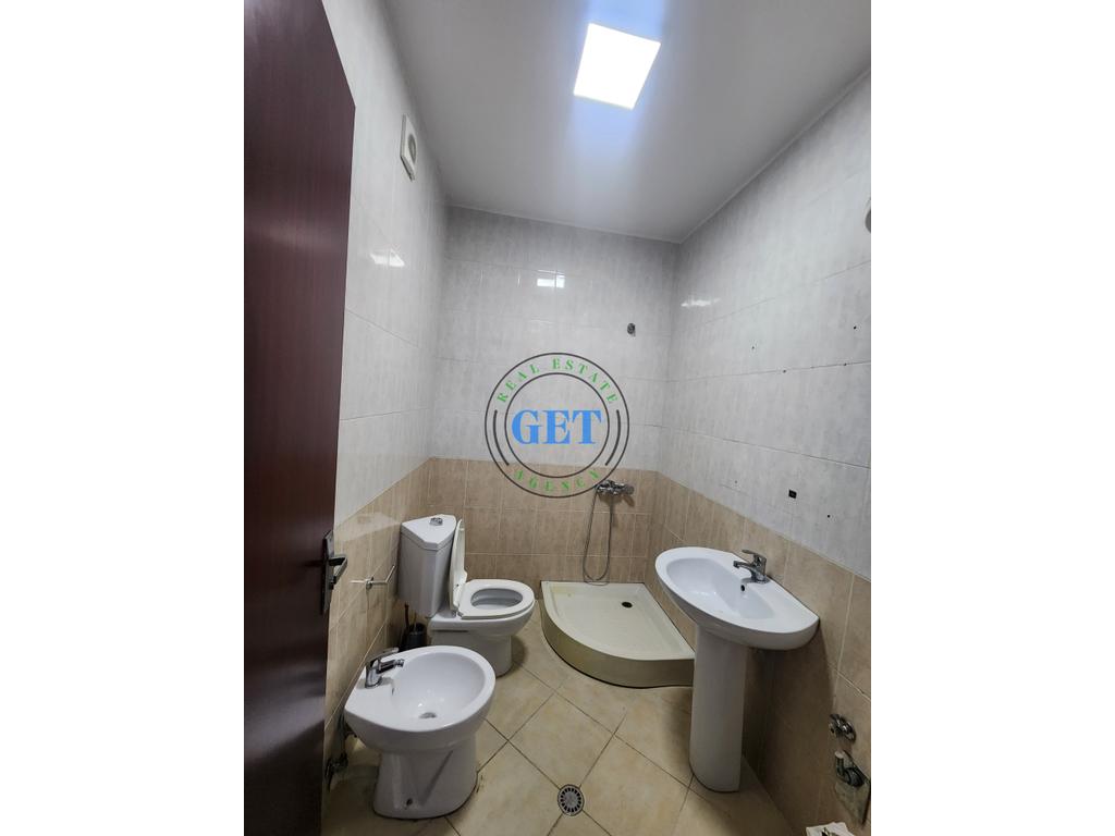 Qira, Apartament 2+1, Spitali, Durres 300 euro