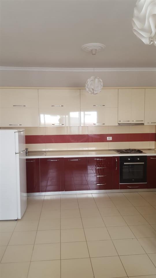 Jepet Apartament me Qira 1+1 ne Astir, te Ozon.