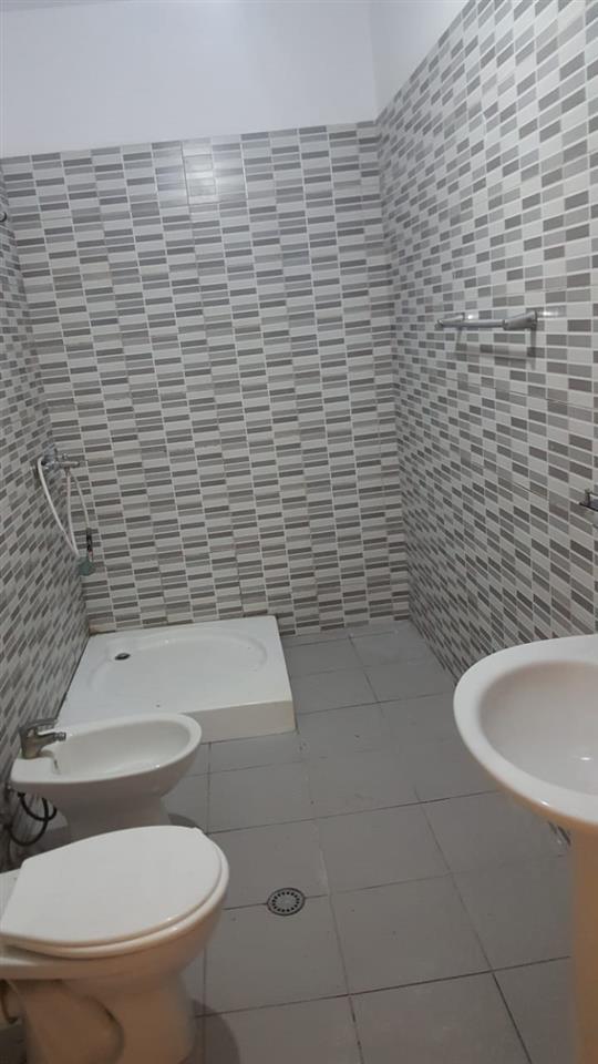 Jepet Apartament me Qira 1+1 ne Astir, te Ozon.